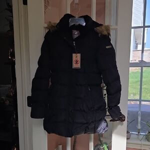Beverly Hills Polo Club Women’s Black Puffer Coat with Faux Fur Trim